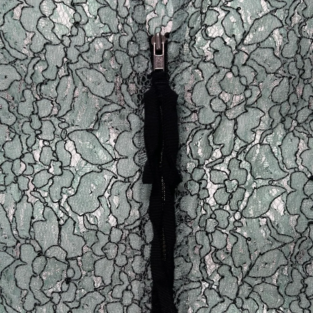 LOFT Mint Green Lace Blouse - Picture 4 of 4